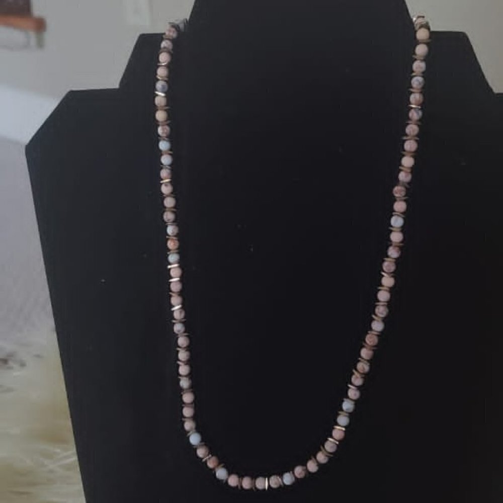 💃Copper Cream Beaded Gold Necklace🌴